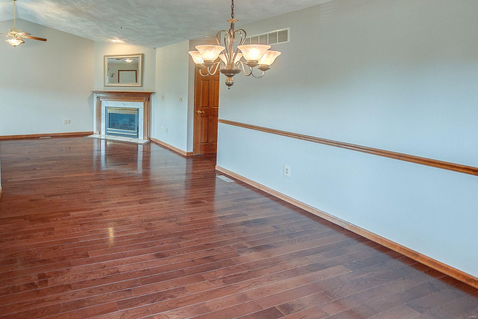 345 Radcliff Road Shiloh, IL 62221 - Photo 13 of 30 Gallery Image 13