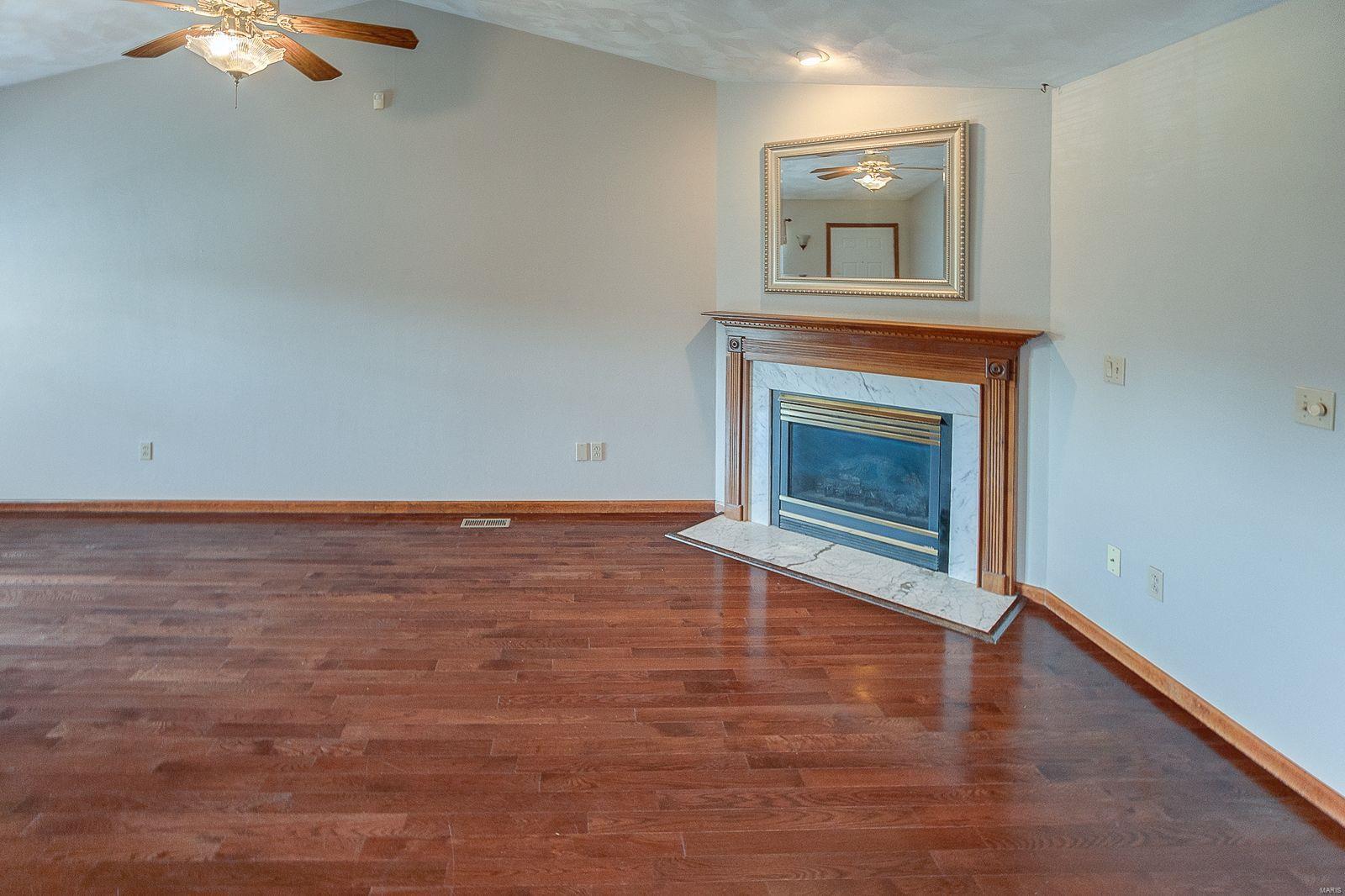 345 Radcliff Road Shiloh, IL 62221 - Photo 8 of 30 Gallery Image 8