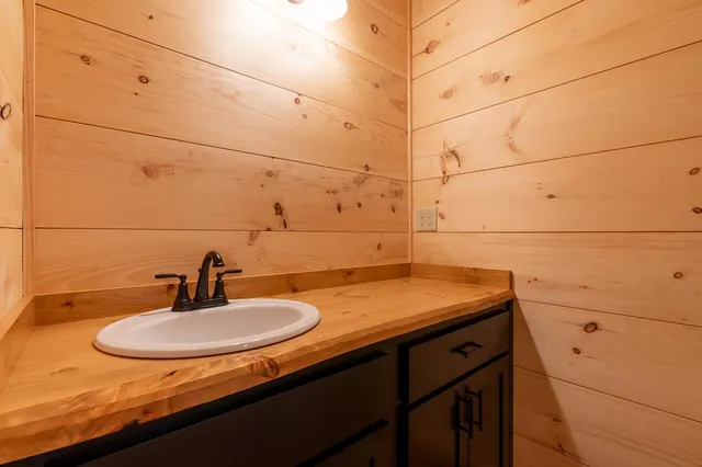 $525,000 | 100 Crystal Oliver Lane, Cherry Log, GA 30522