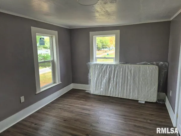 $68,500 | 221 McKinley Street, Hooppole, IL 61258