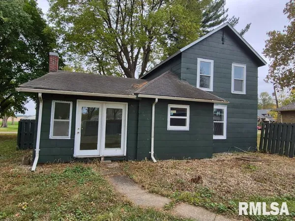 $68,500 | 221 McKinley Street, Hooppole, IL 61258