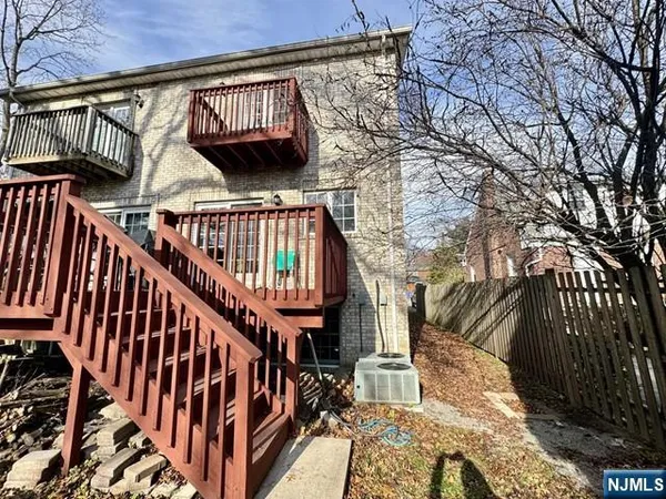 $4,900 | 44 Columbus Drive, Unit A, Tenafly, NJ 07670