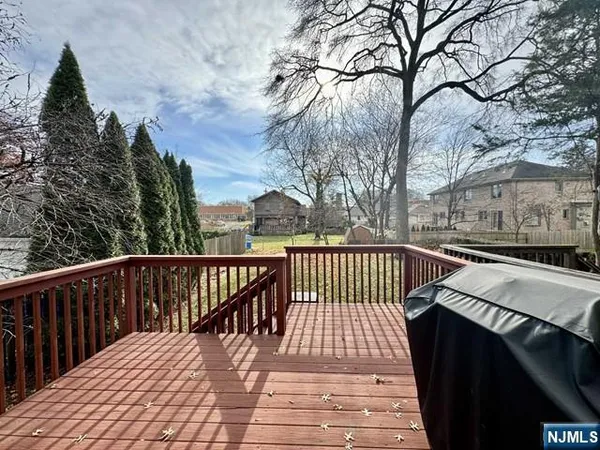 $4,900 | 44 Columbus Drive, Unit A, Tenafly, NJ 07670
