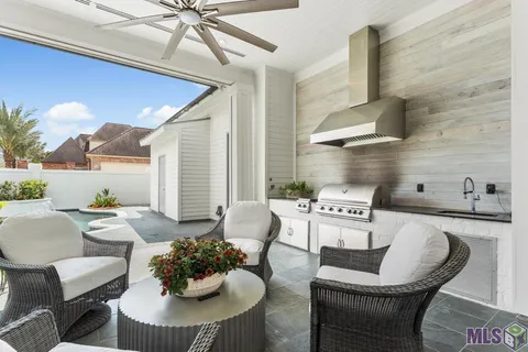 $1,179,000 | 11526 Cypress Barn Drive, Baton Rouge, LA 70810