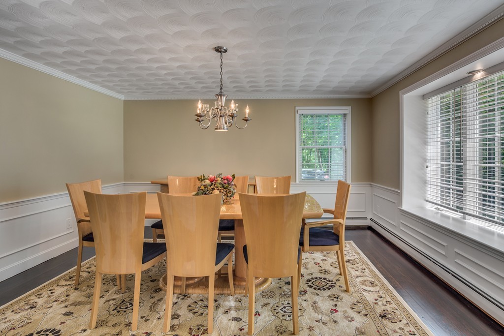 34 Alexandra Road Lynnfield, MA 01940 - Photo 9 of 30 Gallery Image 9