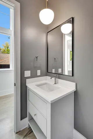 $1,029,000 | 605 B American Road, Nashville, TN 37209