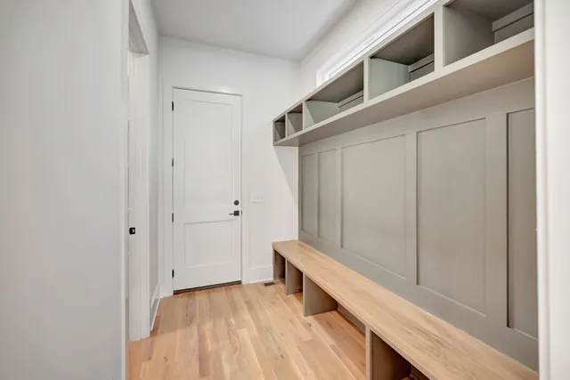 $1,029,000 | 605 B American Road, Nashville, TN 37209