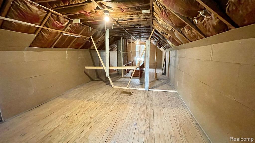 2309 Covert Road Burton, MI 48509 - Photo 21 of 31 Gallery Image 21
