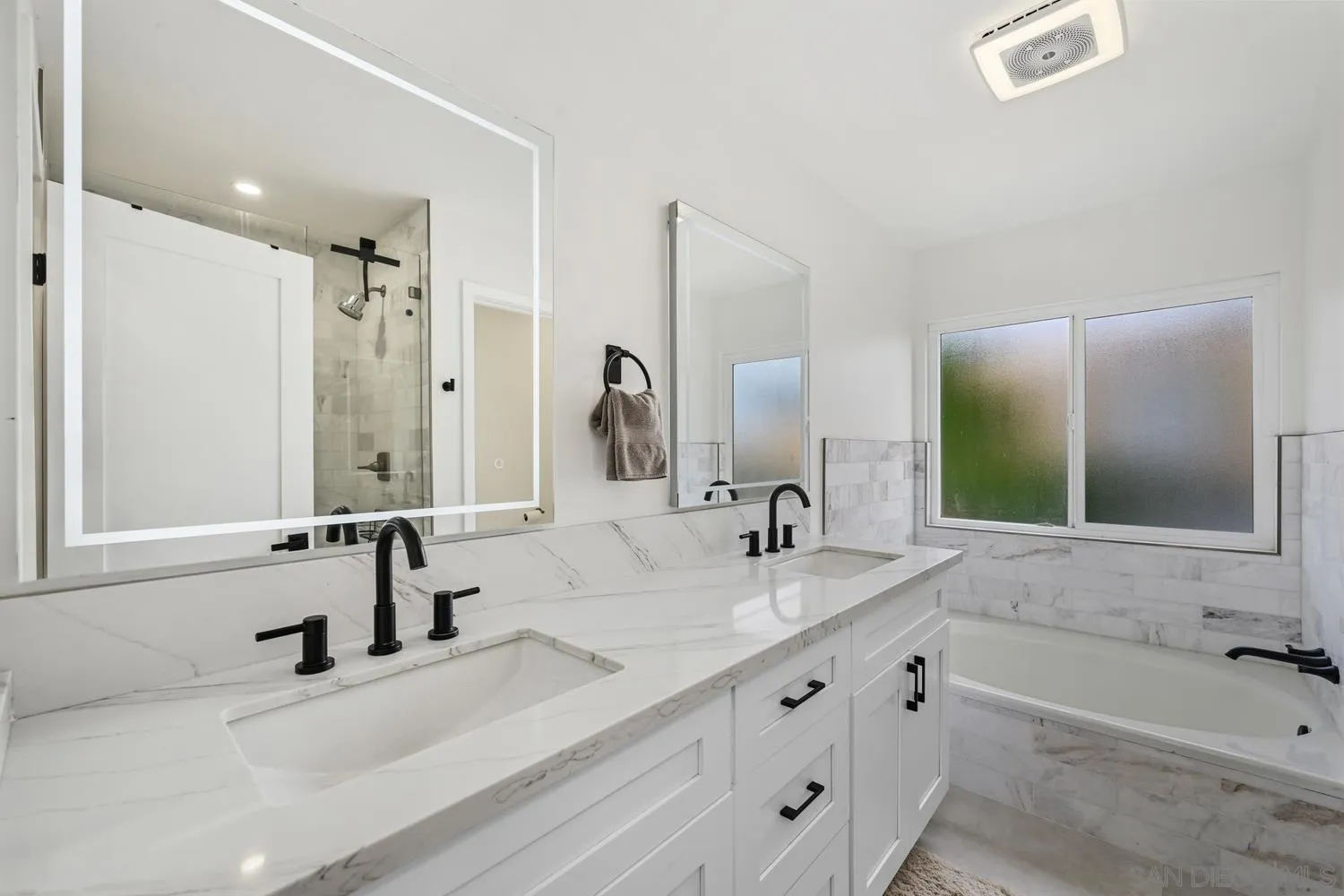 1225 Fallbrook Court Bonita, CA 91902 - Photo 16 of 32