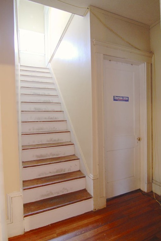 33 Cherry Street Somerville, MA 02144 - Photo 5 of 10