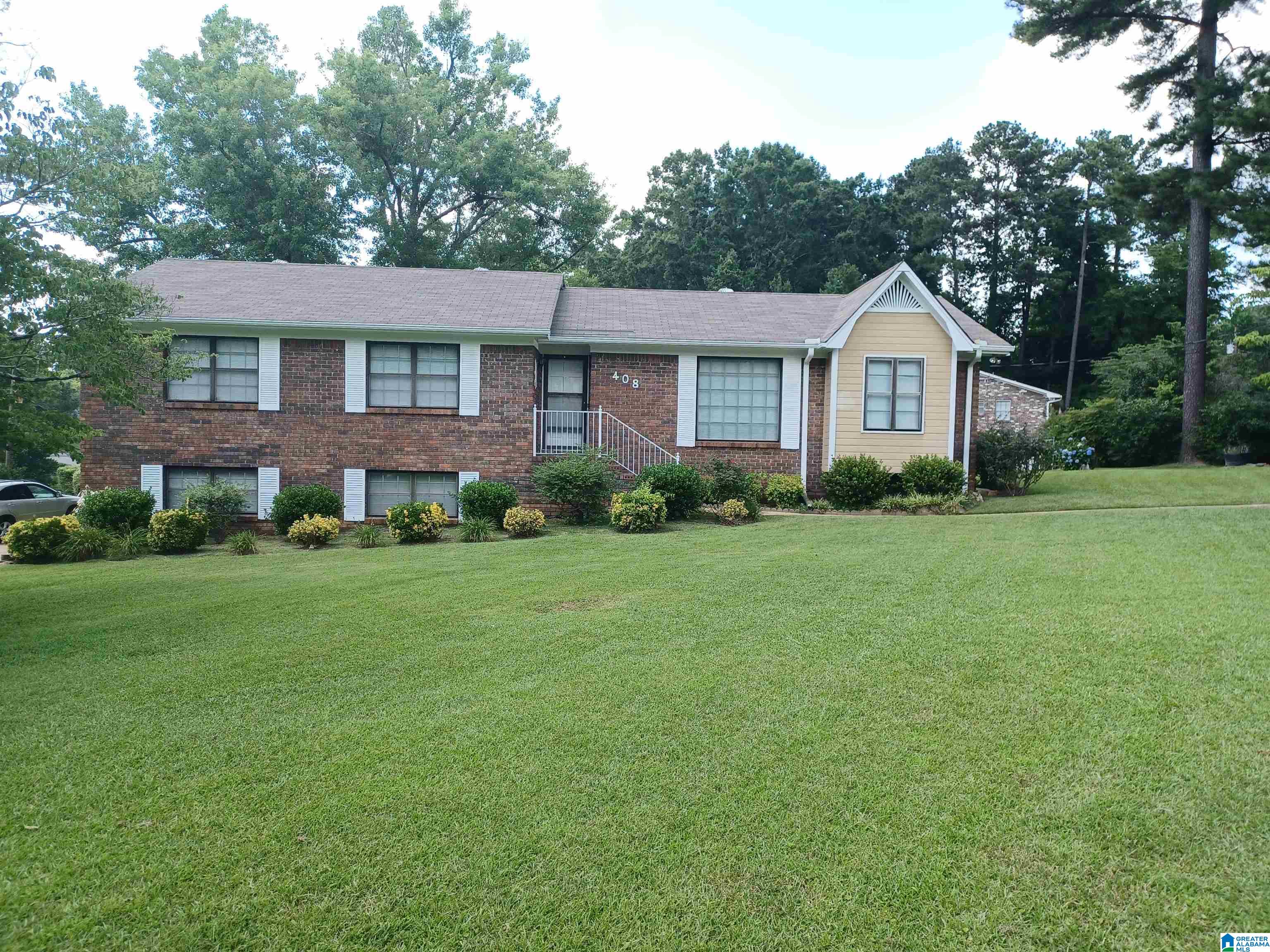 408 9th Street Pleasant Grove, AL 35127 - Photo 1 of 43