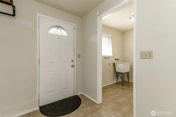 $579,950 | 8520 Woodland Avenue East, Puyallup, WA 98371