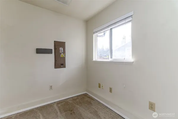 $579,950 | 8520 Woodland Avenue East, Puyallup, WA 98371