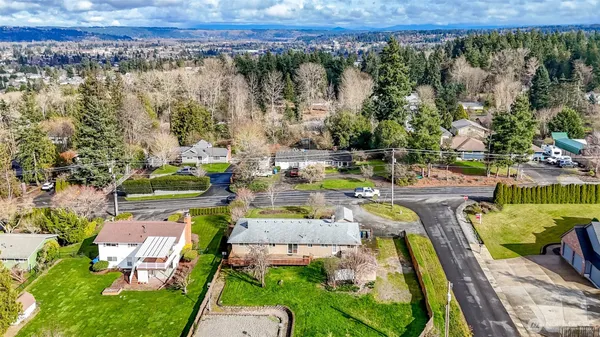 $579,950 | 8520 Woodland Avenue East, Puyallup, WA 98371