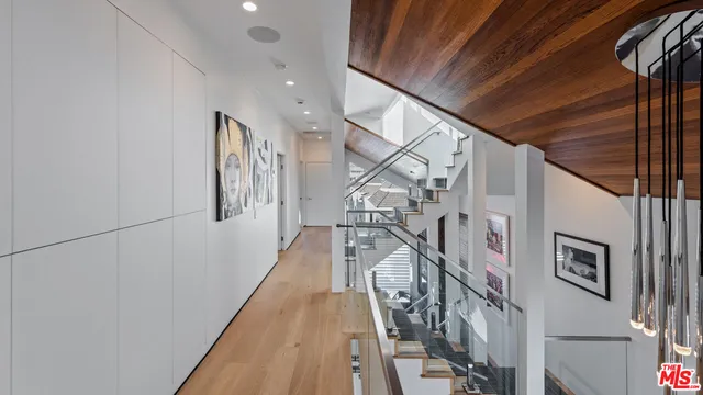 $4,900,000 | 4411 Roma Court, Marina del Rey, CA 90292