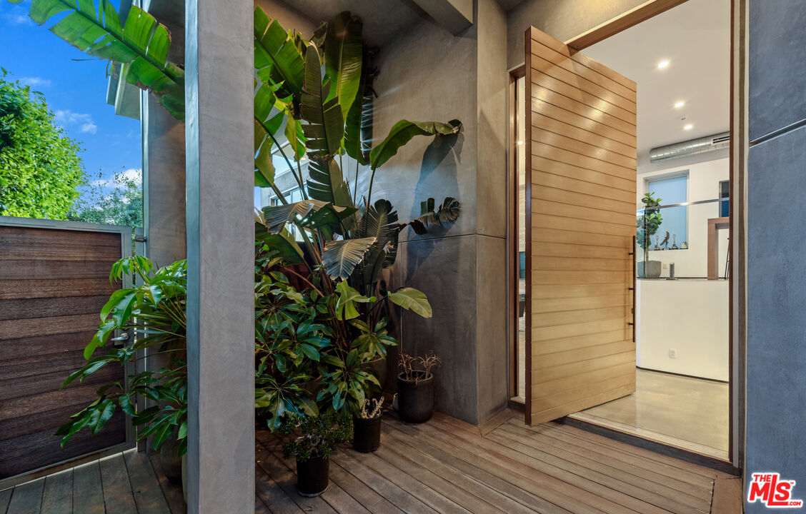 4411 Roma Court Marina del Rey, CA 90292 - Photo 2 of 50