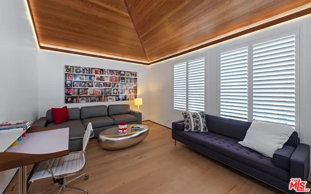 $4,900,000 | 4411 Roma Court, Marina del Rey, CA 90292