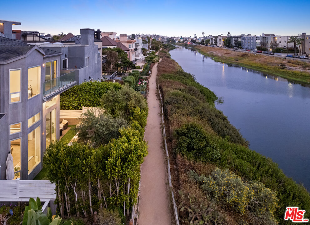4411 Roma Court Marina del Rey, CA 90292 - Photo 36 of 50