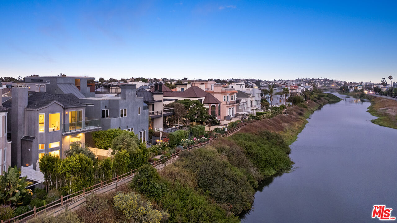 4411 Roma Court Marina del Rey, CA 90292 - Photo 37 of 50