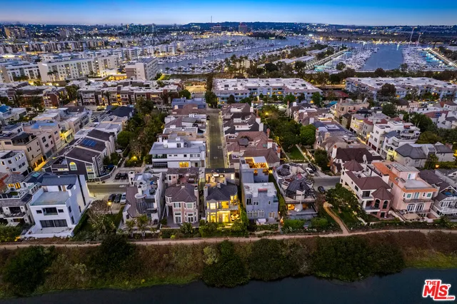 $4,900,000 | 4411 Roma Court, Marina del Rey, CA 90292