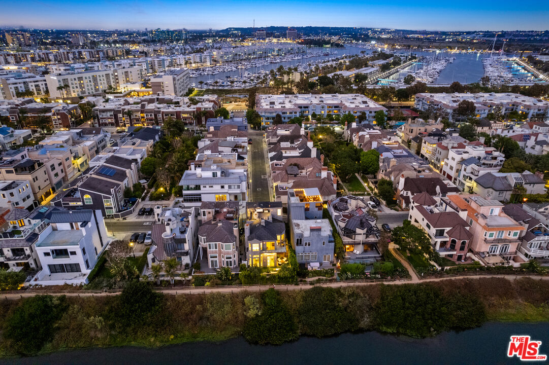 4411 Roma Court Marina del Rey, CA 90292 - Photo 40 of 50