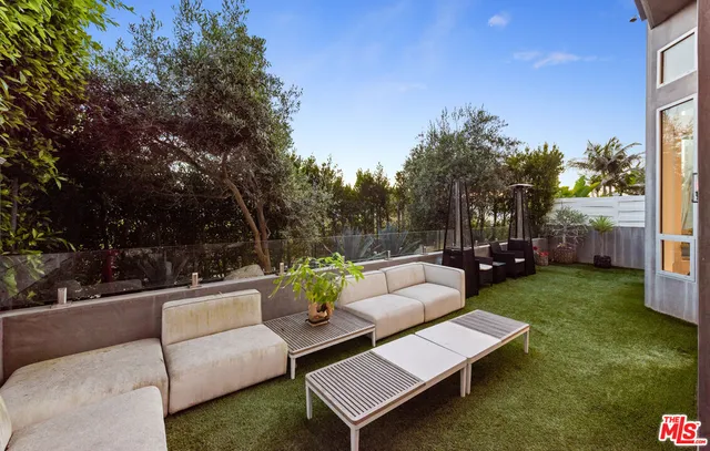 $4,900,000 | 4411 Roma Court, Marina del Rey, CA 90292