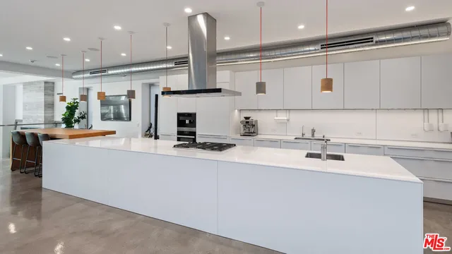 $4,900,000 | 4411 Roma Court, Marina del Rey, CA 90292