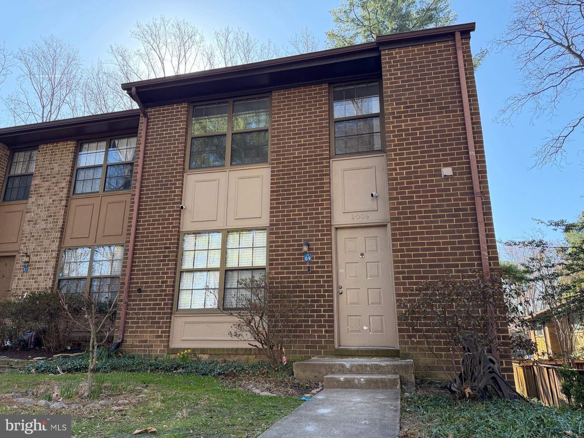 2009 Headlands Circle Reston, VA 20191 - Photo 1 of 1