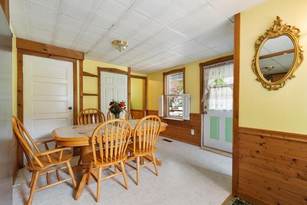 8 Benjamin Road Shirley, MA 01464 - Photo 6 of 28