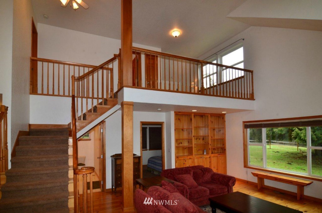 21147 Michigan Hill Road Southwest Rochester, WA 98579 - Photo 10 of 15