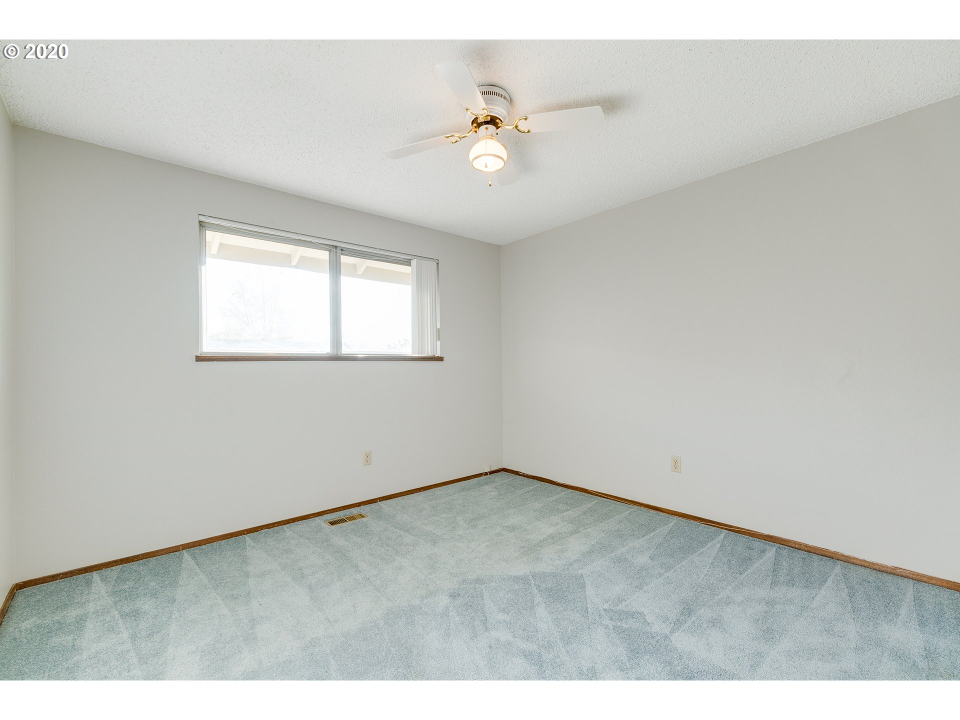555 Southwest 6th Street Gresham, OR 97080 - Photo 14 of 31 Gallery Image 14
