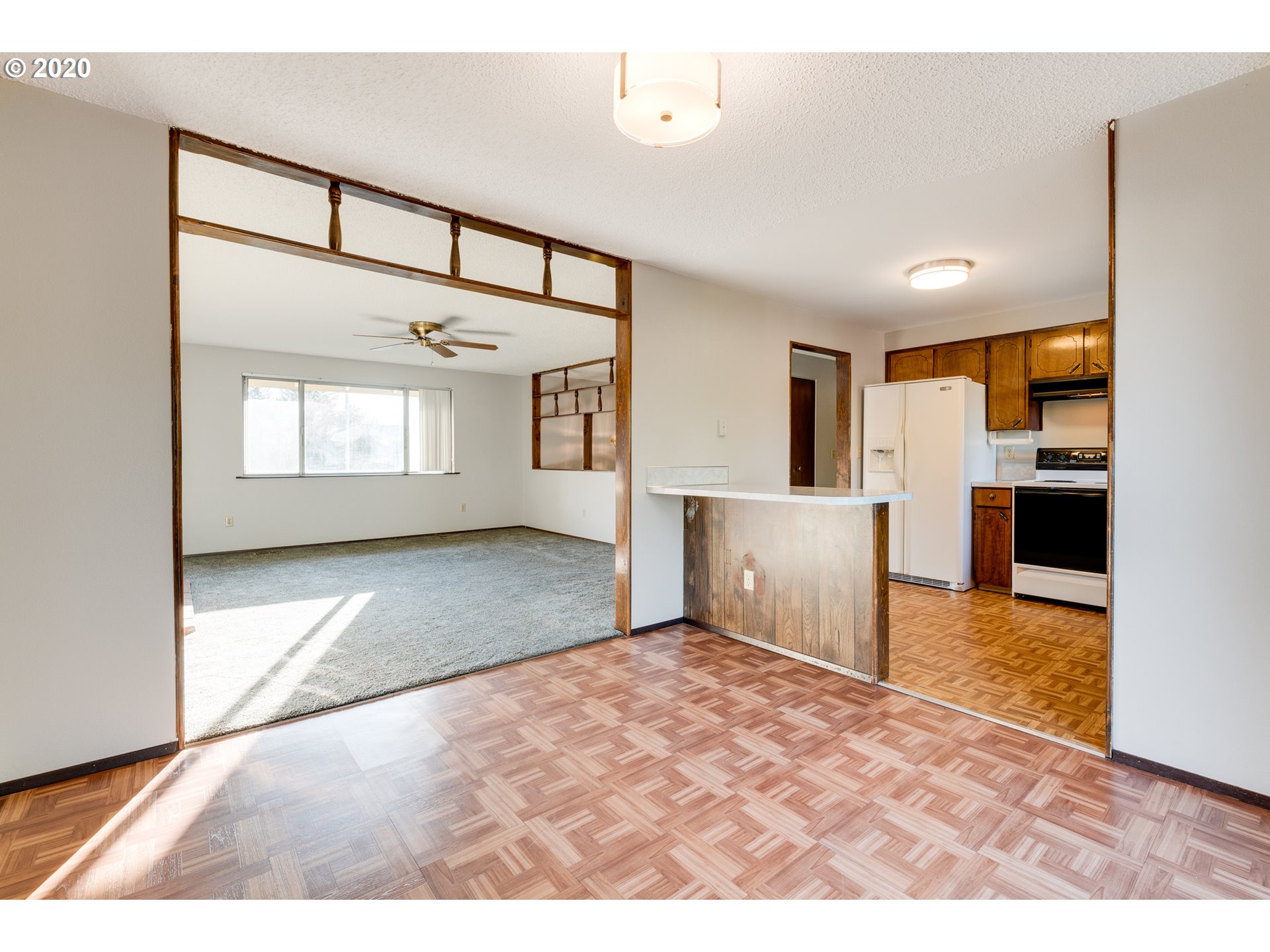 555 Southwest 6th Street Gresham, OR 97080 - Photo 6 of 31 Gallery Image 6
