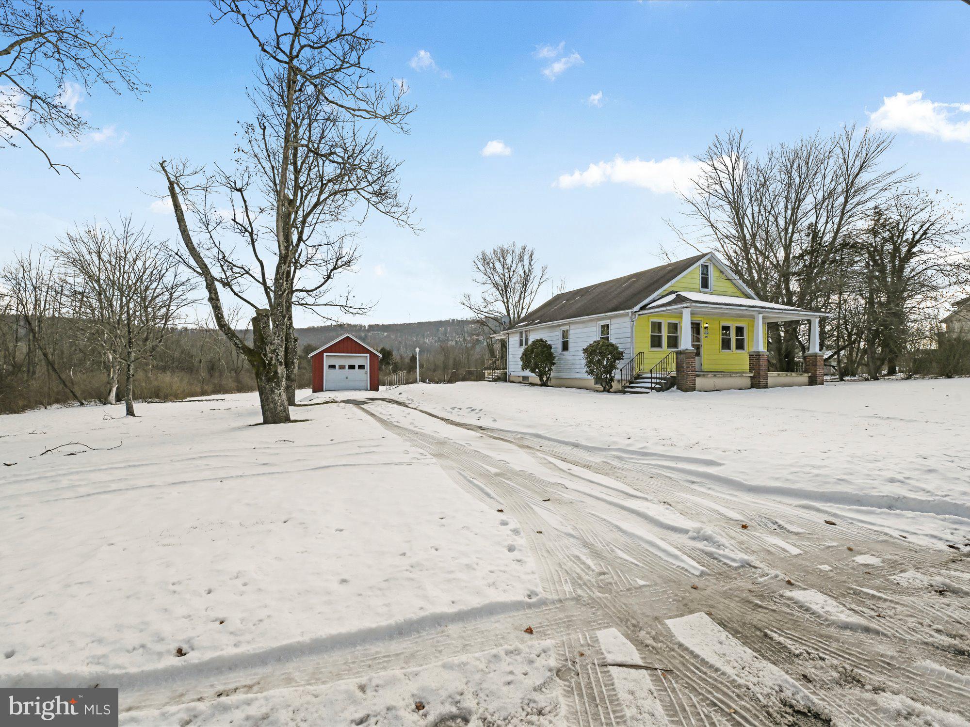 571 Suedberg Road Pine Grove, PA 17963 - Photo 3 of 27 Gallery Image 3