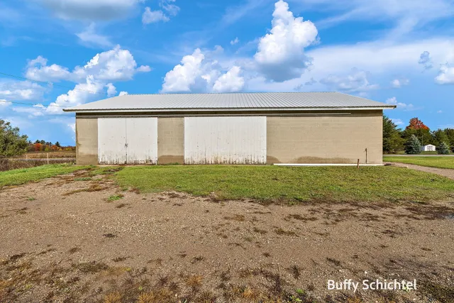 $365,000 | 20017 7 Mile Road, Reed City, MI 49677