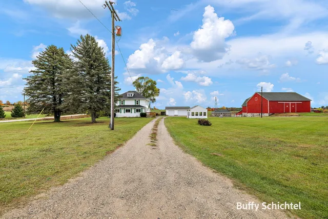 $365,000 | 20017 7 Mile Road, Reed City, MI 49677