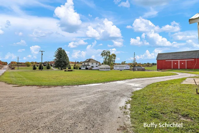 $365,000 | 20017 7 Mile Road, Reed City, MI 49677