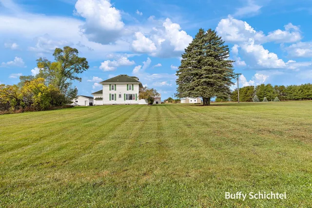 $365,000 | 20017 7 Mile Road, Reed City, MI 49677