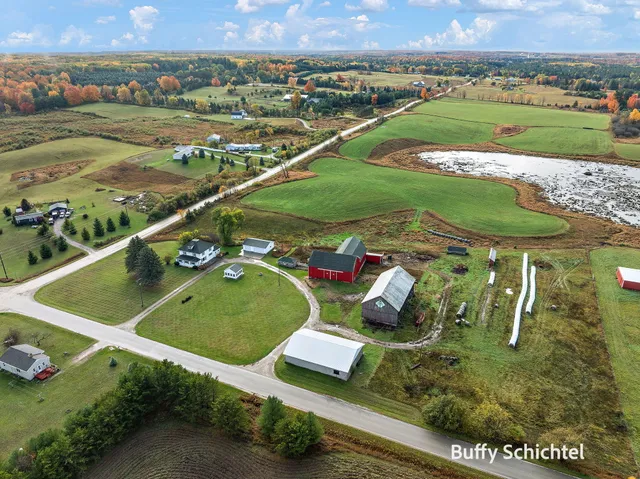 $365,000 | 20017 7 Mile Road, Reed City, MI 49677