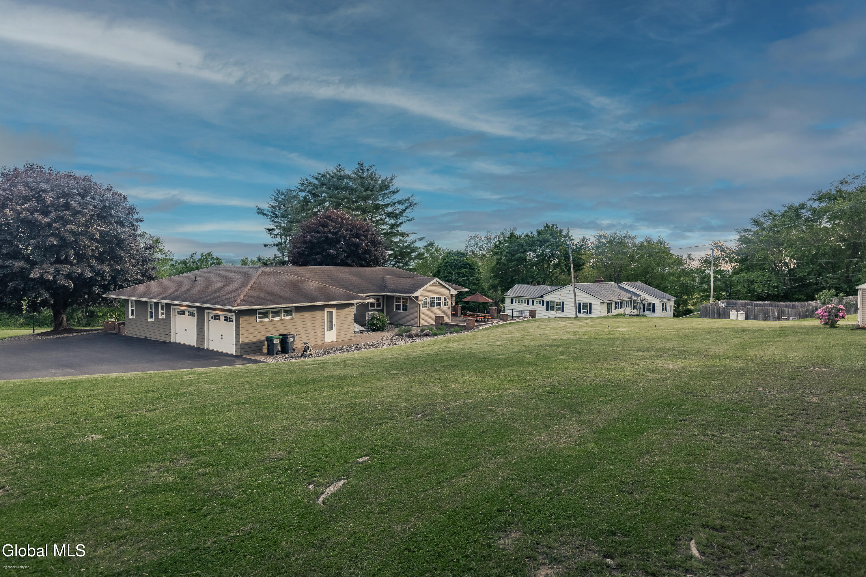 109 Golf Course Road Amsterdam, NY 12010 - Photo 5 of 76 address-city-NY-64
