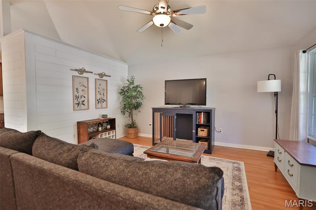6 Dunlap Sound Edwardsville, IL 62025 - Photo 5 of 24 Gallery Image 5