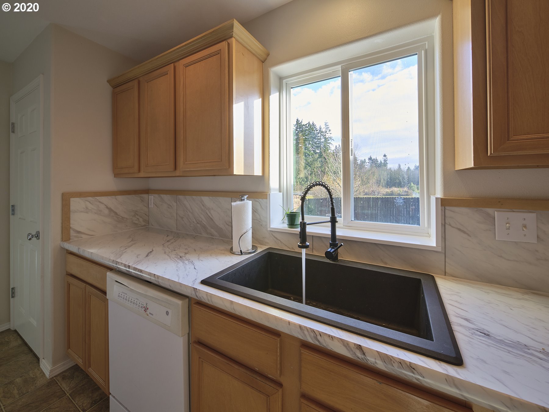 16703 Northeast 14th Avenue Ridgefield, WA 98642 - Photo 6 of 32