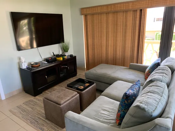 $2,400 | 3208 Southeast 11th Street, Unit 201, Pompano Beach, FL 33062