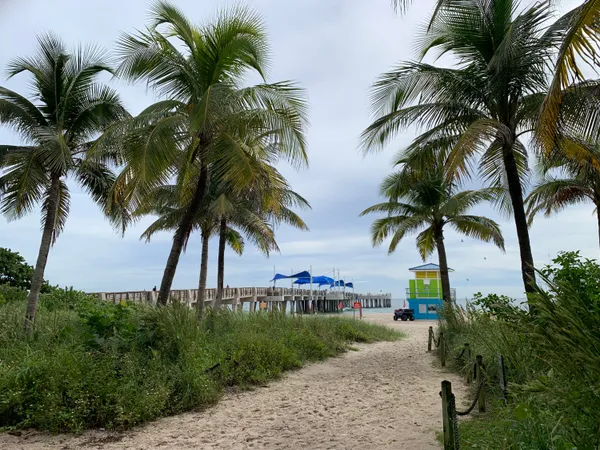 $2,400 | 3208 Southeast 11th Street, Unit 201, Pompano Beach, FL 33062