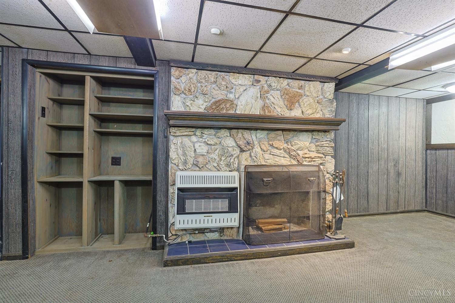 8877 Wuest Road Cincinnati, OH 45251 - Photo 43 of 64