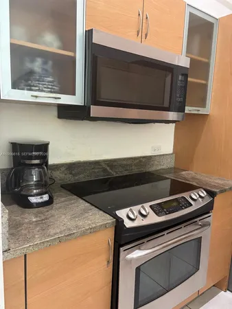 $2,650 | 18800 Northeast 29th Avenue, Unit 116, Aventura, FL 33180