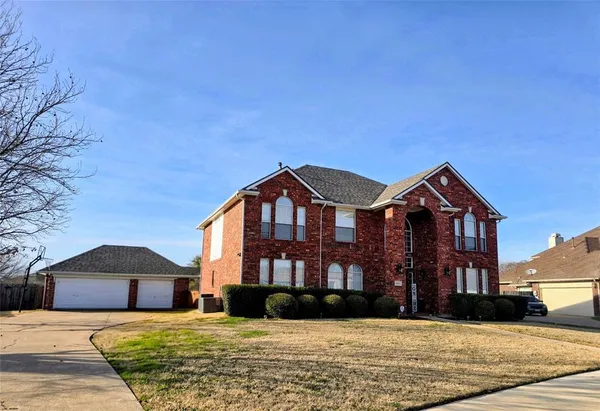 $469,999 | 1012 Muscadine Vine Street, Crowley, TX 76036