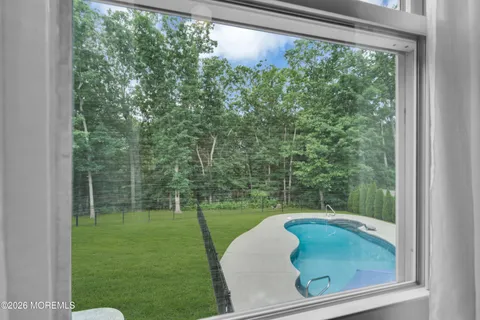$575,000 | 1466 Arapaho Court, Toms River, NJ 08755