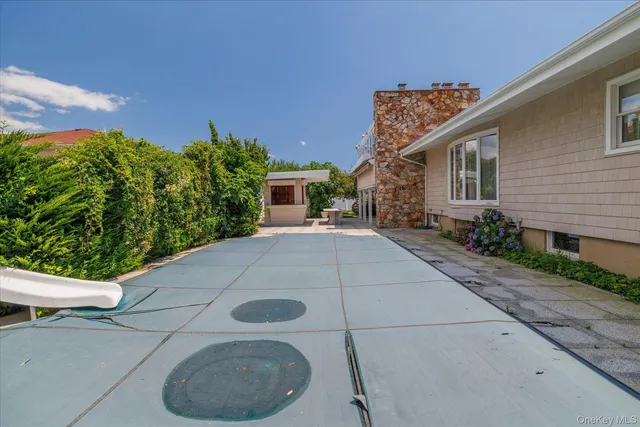 $3,200,000 | 1298 Beech Street, Atlantic Beach, NY 11509