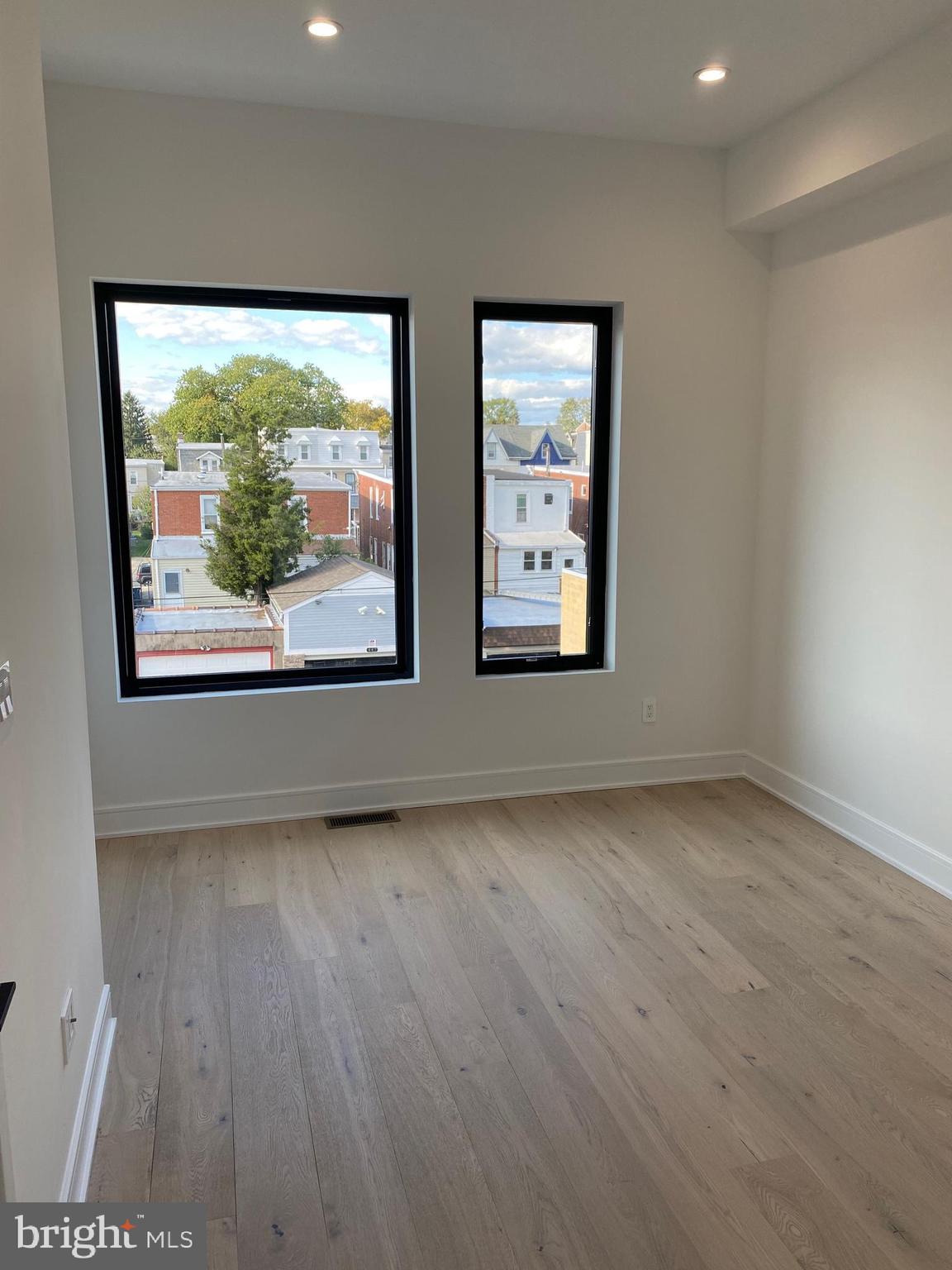 416 Rector Street, Unit B Philadelphia, PA 19128 - Photo 12 of 25 Bedroom