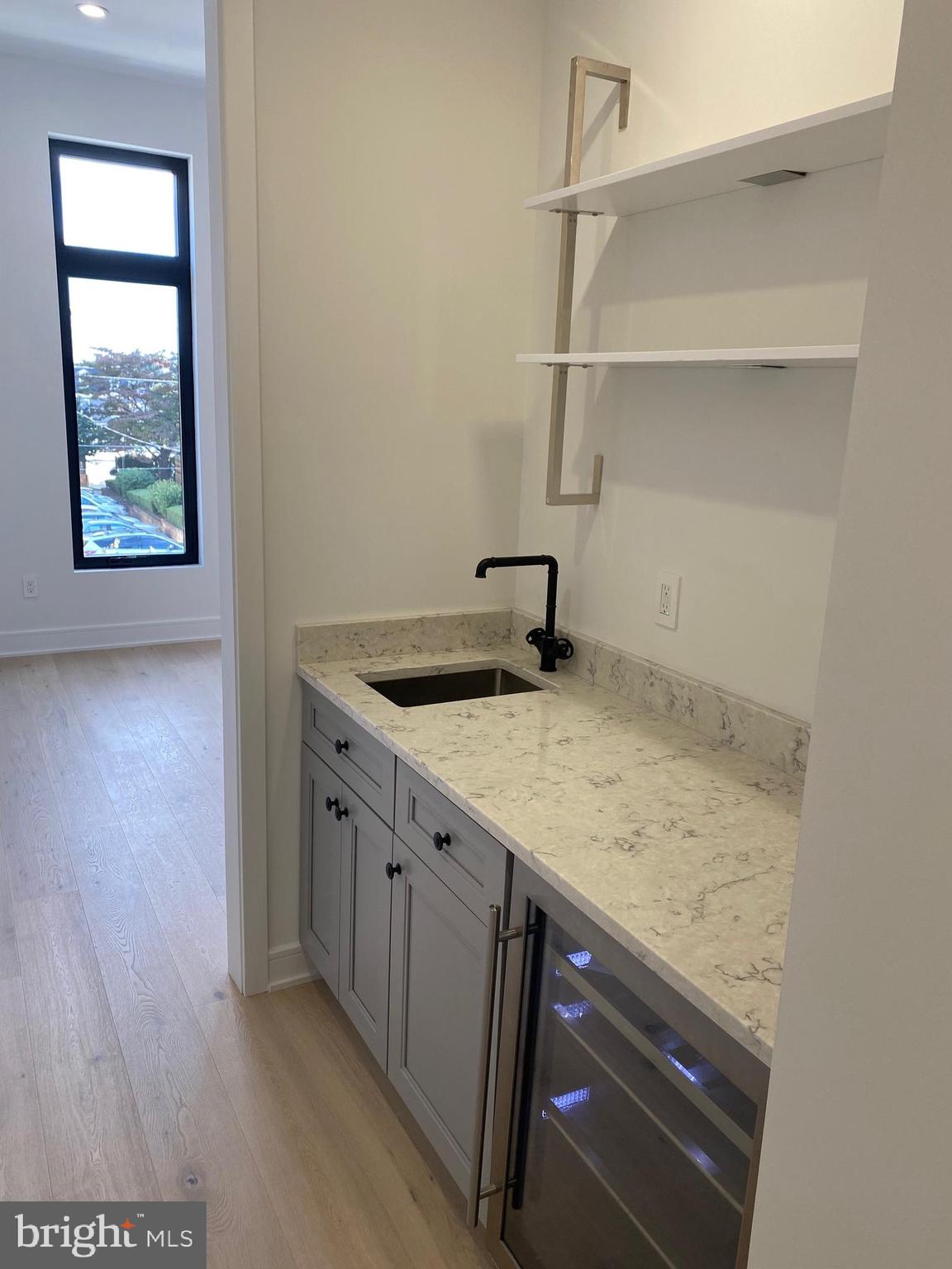 416 Rector Street, Unit B Philadelphia, PA 19128 - Photo 7 of 25 Bar area in master bedroom
